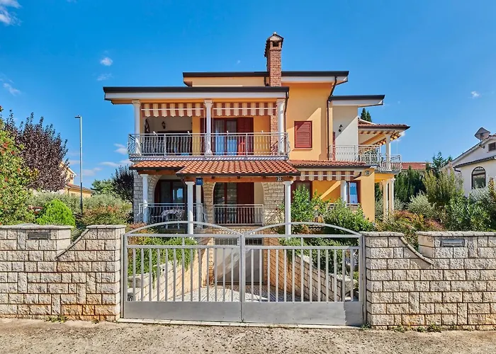 Haus Ana