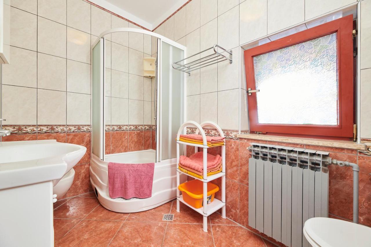 Apartment Haus Ana