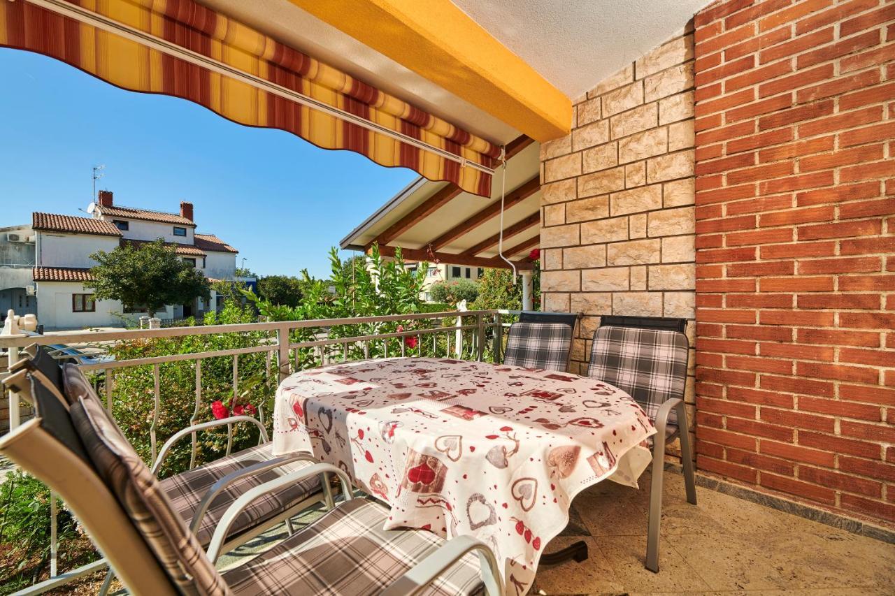 Apartment Haus Ana *